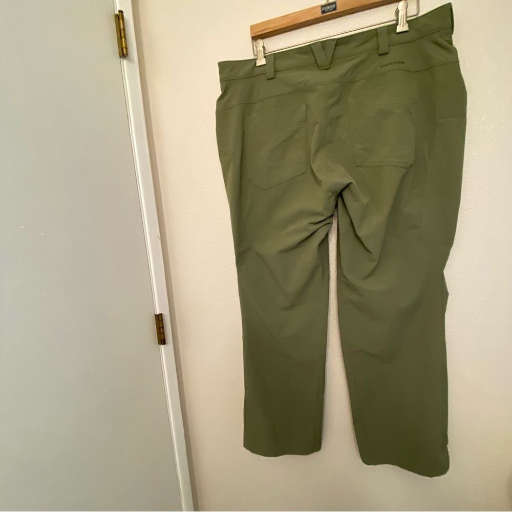 Duluth Trading Co Flexpedition Bootcut gorpcore woman’s plus Pants 75802 18W x31 - Picture 3 of 12